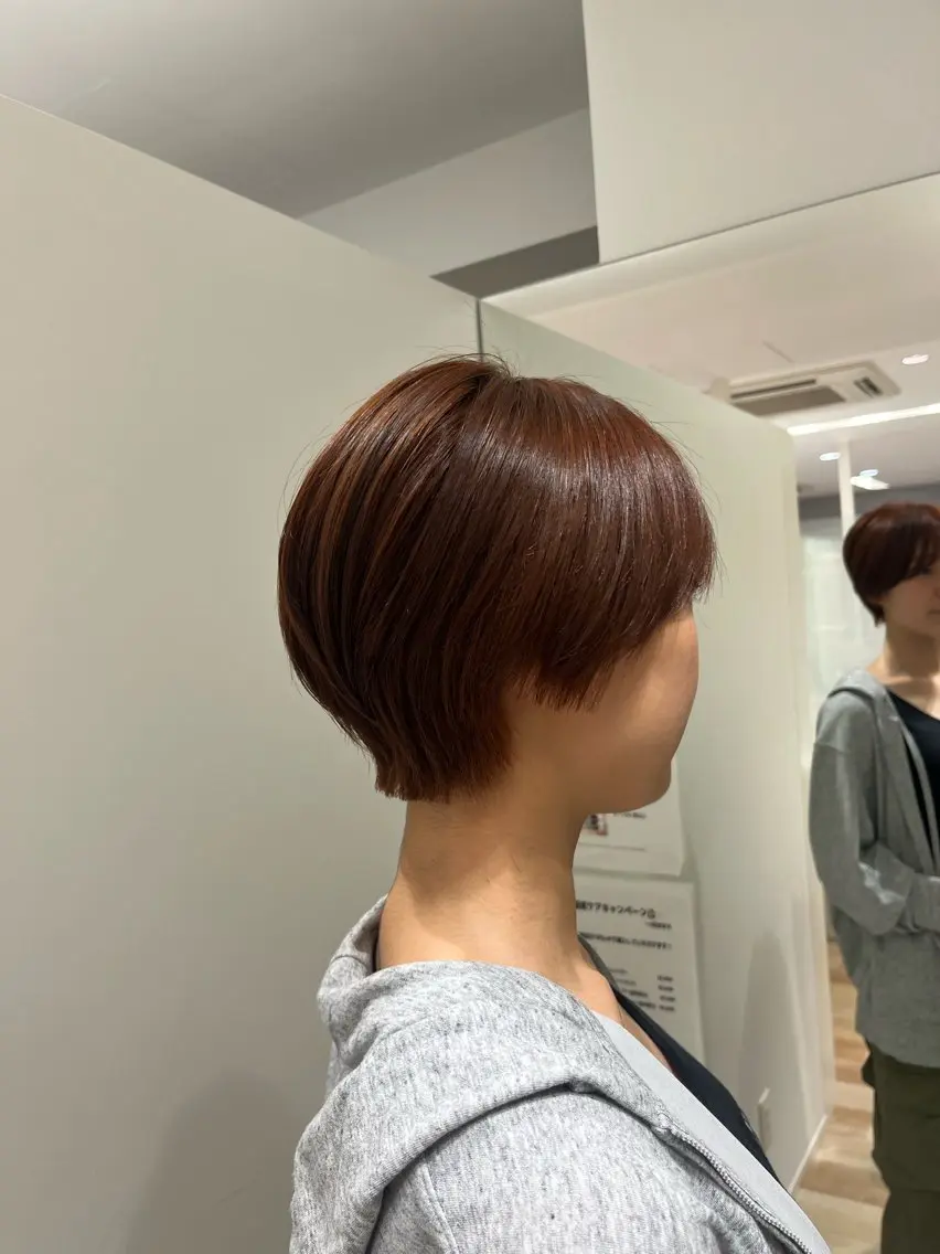 【予約リクエスト必須😊】ショートカット+カラー/5月平日/19時〜限定の写真