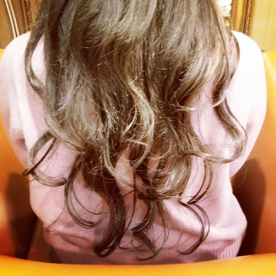 カラー ロング アディクシーカラー バレイヤージュ イルミナカラー 外国人風カラー レイヤーカット spa hair ark 富井直美のヘアスタイル