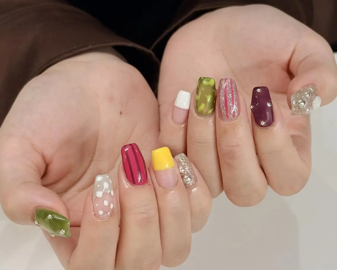ネイル ハンドネイル 🎀 NaNa_nailのネイルデザイン