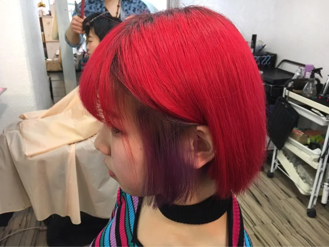 ショート カラー ブリーチ 櫛引 健太のヘアスタイル