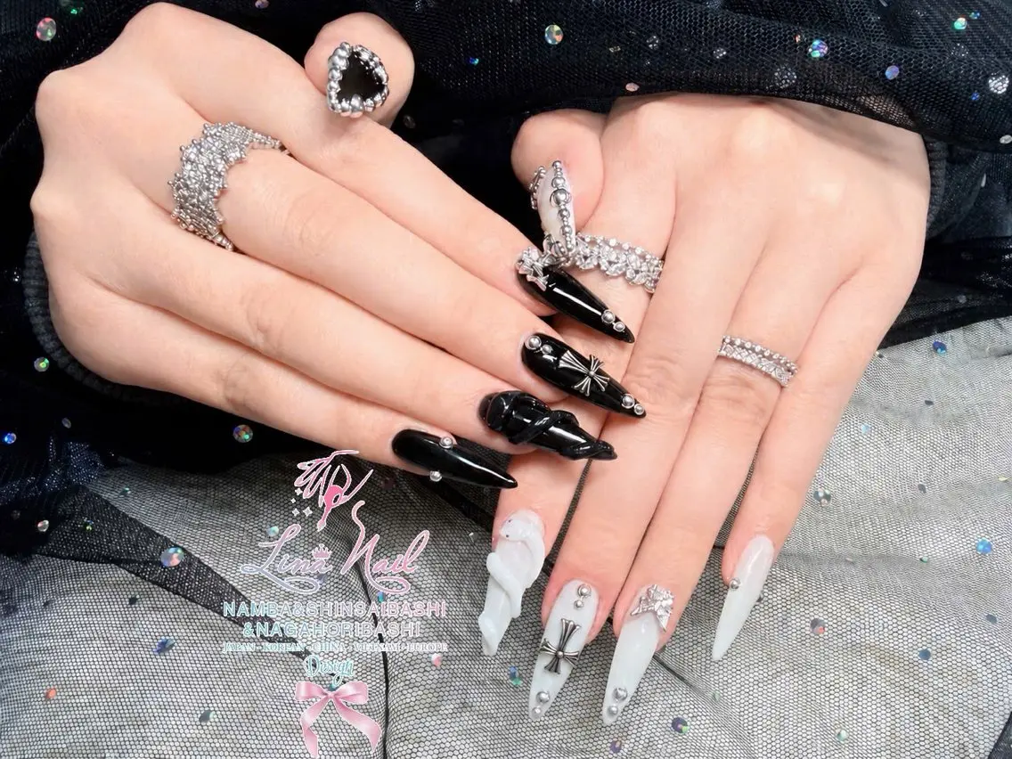 セミロング ハンドネイル Linanail Nambaのネイルデザイン