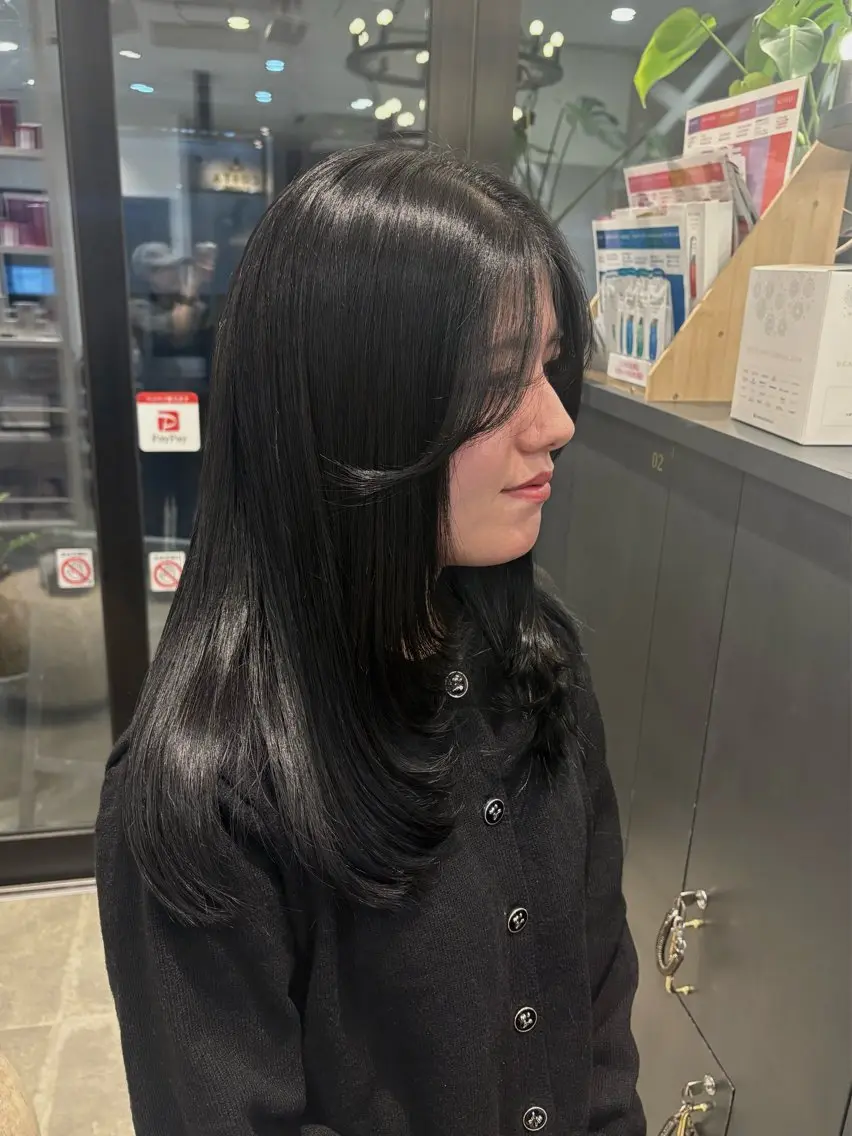 ロング カラー 顔周りカット 田村 亜衣華のヘアスタイル