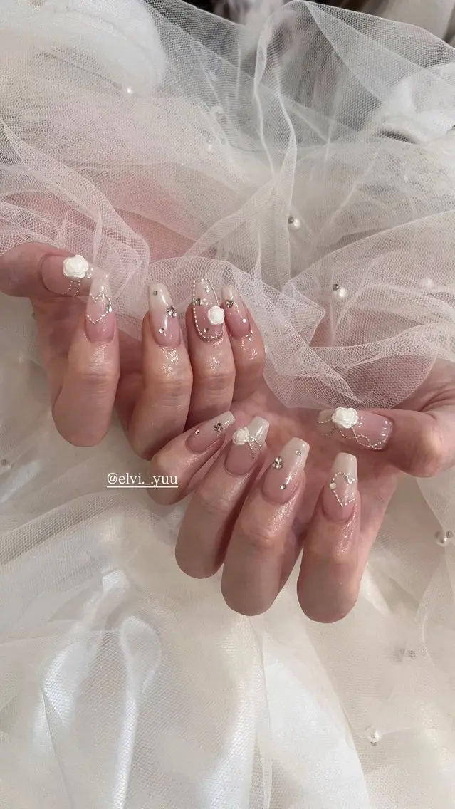 ネイル SALON ELVI.のネイルデザイン