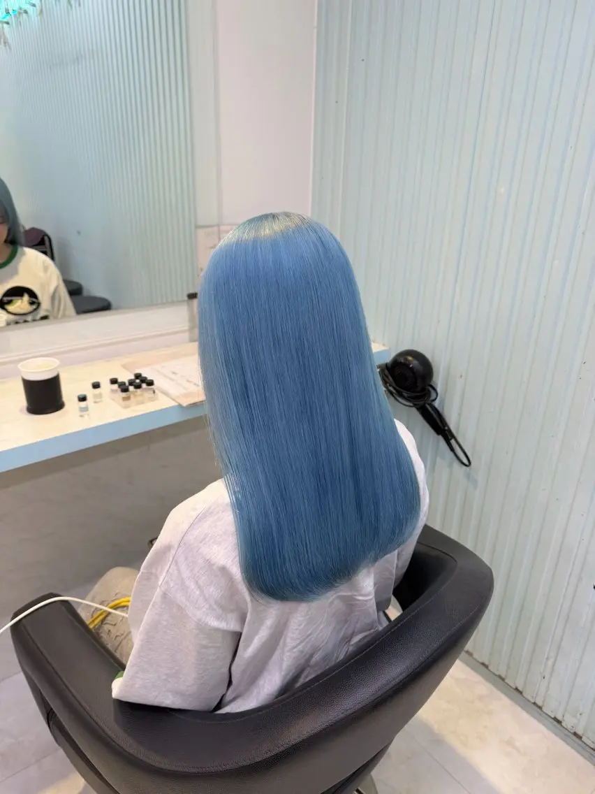 ミディアム カラー ヘアカラー トリートメント ブリーチカラー 🩵MIZUKIのヘアスタイル
