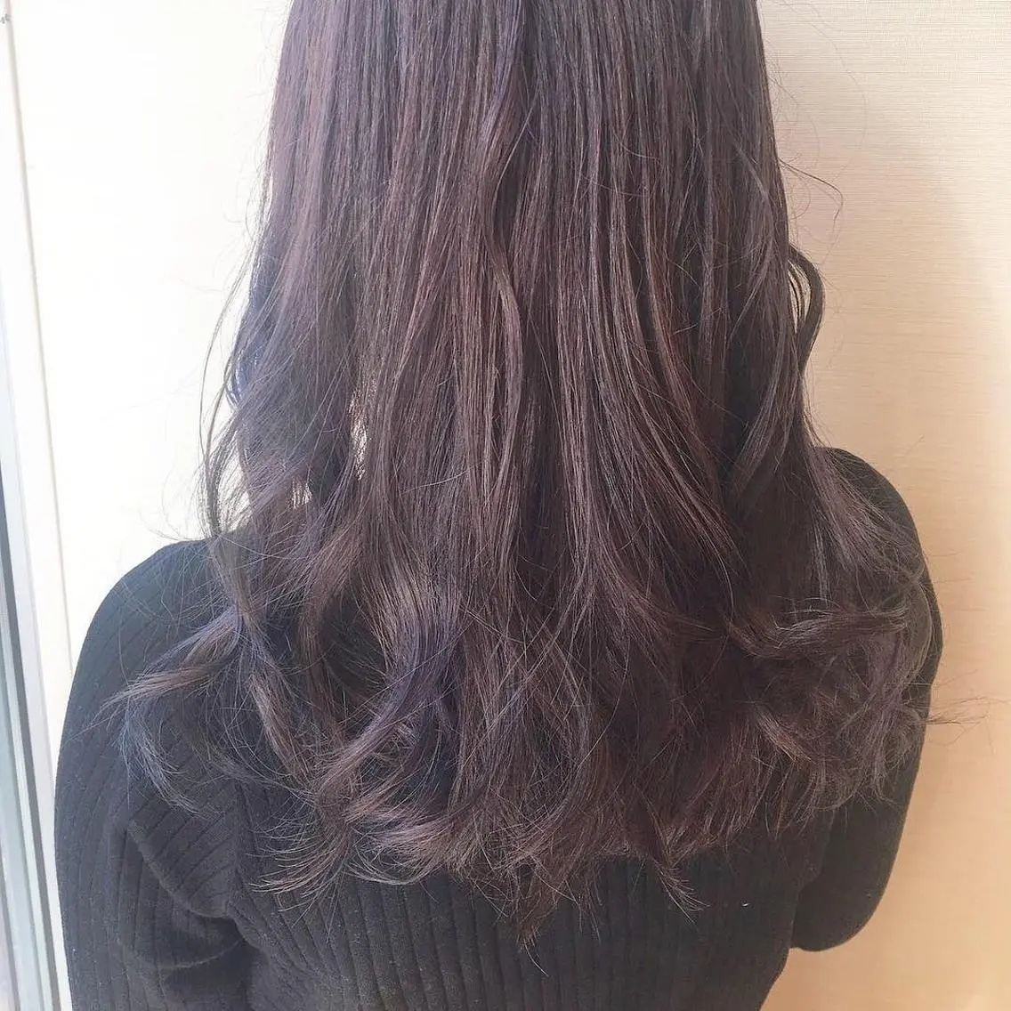 ロング カラー ヘアアレンジ 白浜 サキのヘアスタイル