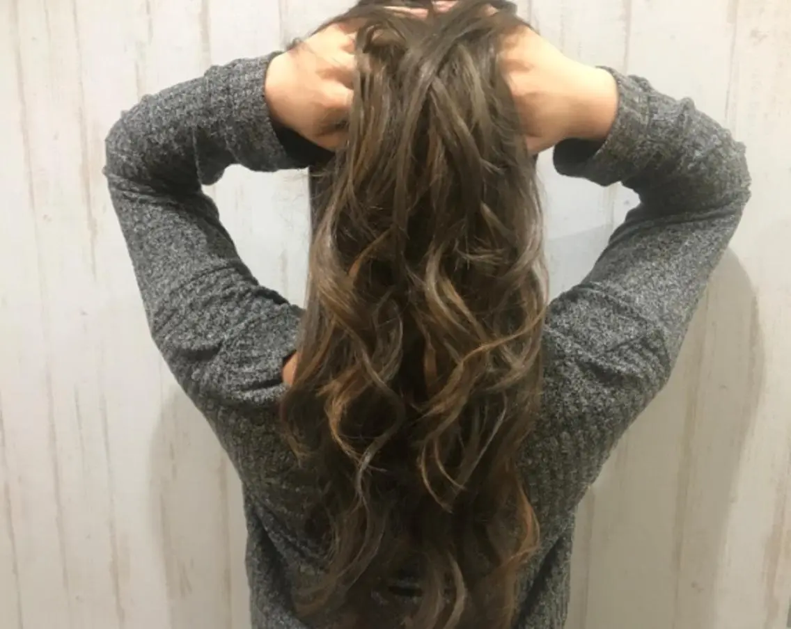 ロング カラー ヘアアレンジ チビ編み込みエクステ シールEXどぅ〜すのヘアスタイル