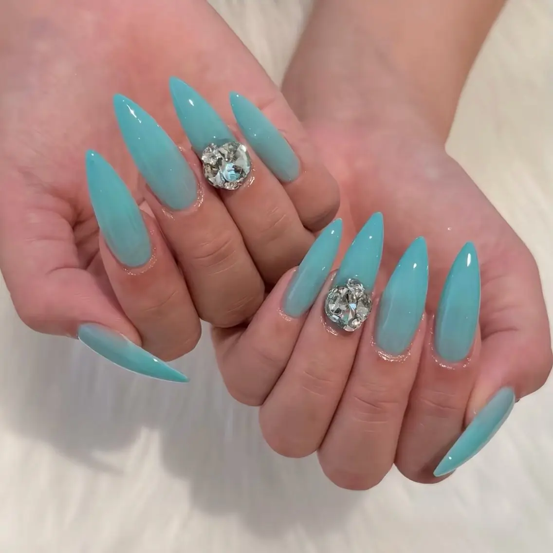 ネイル ハンドネイル Luna Gladeのネイルデザイン