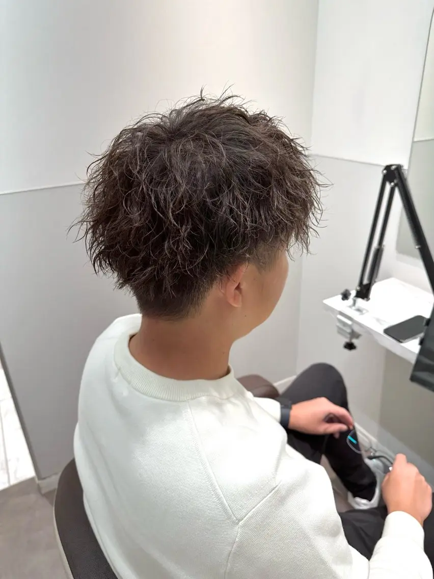 ショート パーマ メンズ メンズパーマ ツイストスパイラルパーマ スパイラルパーマ カット パーマ SALOWIN大宮 /KYOHEI✂️のヘアスタイル