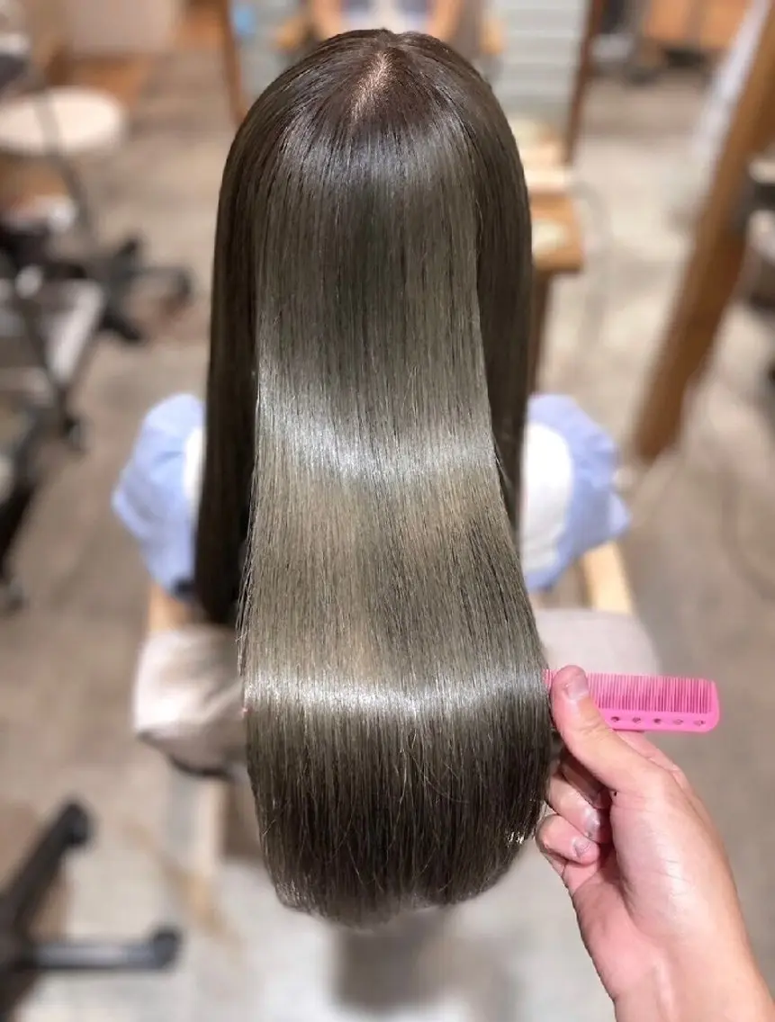 【1周年記念 1500円OFF♪】コスメ美髪縮毛矯正+カット ¥15500→¥14000の写真