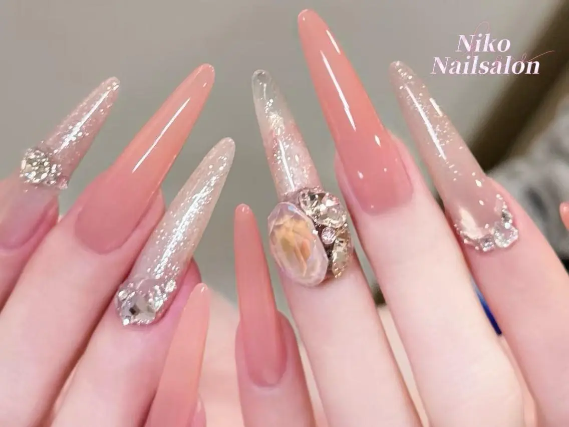 ネイル 長さ出し フットネイル フレンチネイル ジェルネイル ガラスフレンチ Nikoネイルサロン 本八幡店のネイルデザイン