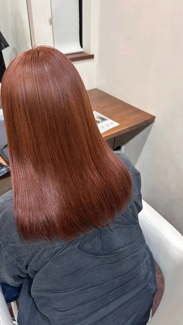 ミディアム カラー ヘアカラー トリートメント ルプラボウ/梨菜/ ハイトーン/ブリーチのヘアスタイル