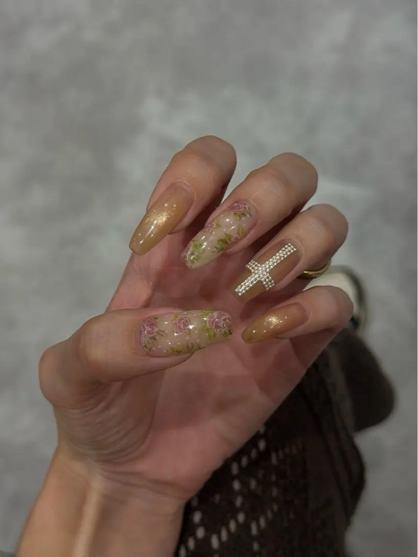 ネイル ジェルネイル 韓国ネイル マグネットネイル パラジェル ワンホンネイル ハンドネイル Salon Ｋのネイルデザイン