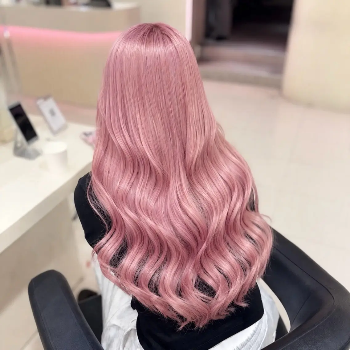 ロング 淡めハイトーン🫧 manaka🎀🩶のヘアスタイル