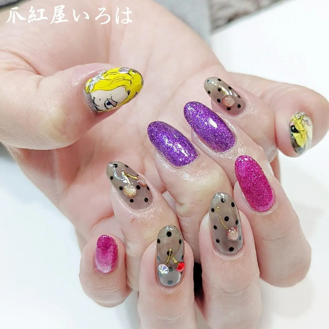 ネイル 爪紅屋 いろはのネイルデザイン