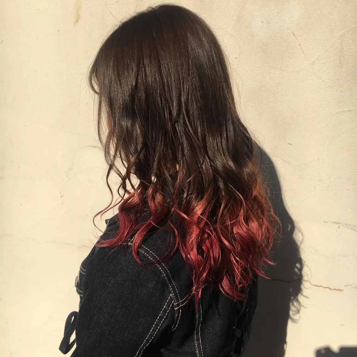 ロング カラー グラデーションカラー ピンクカラー ミドウチ アヤカのヘアスタイル