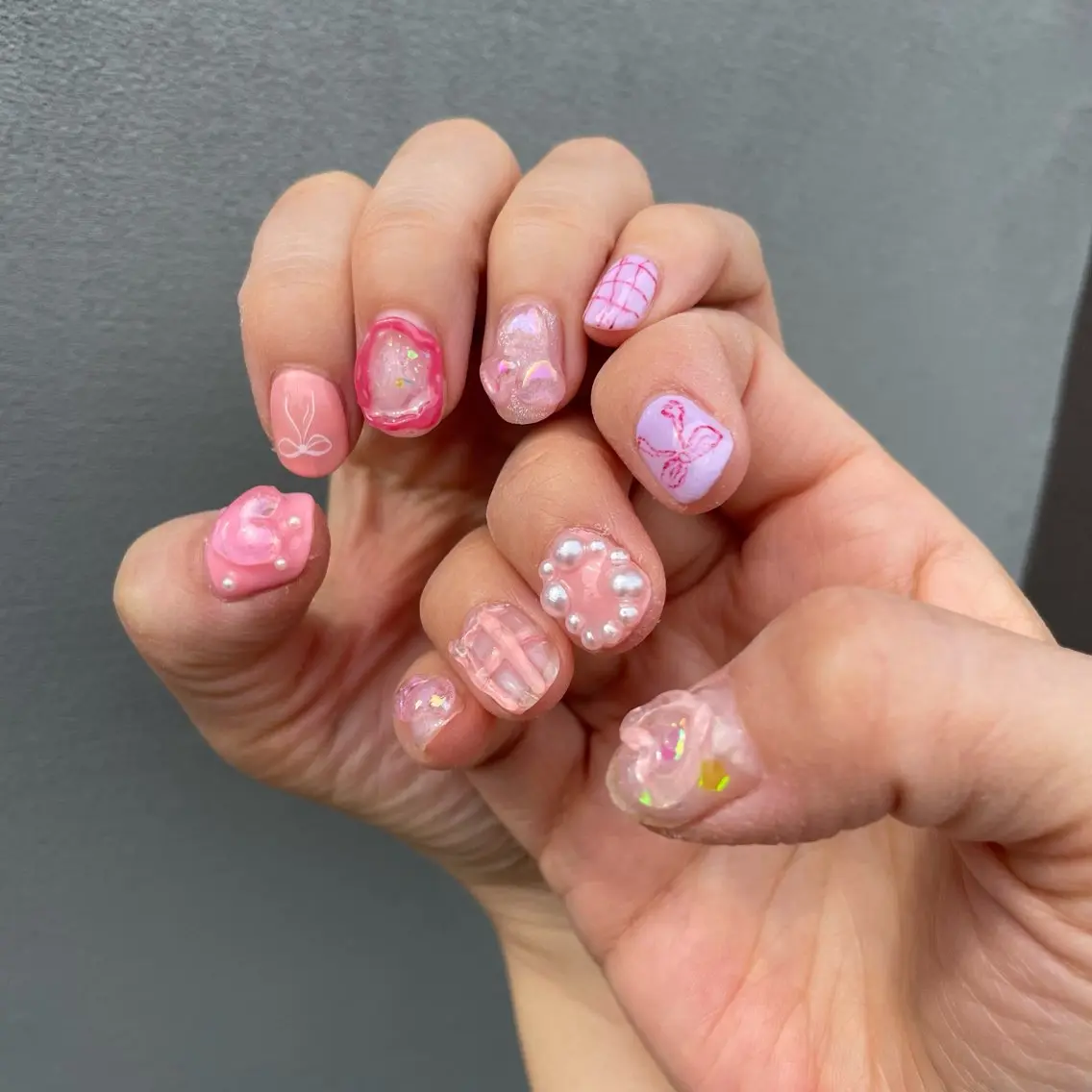 ネイル アートネイル ハート キラキラネイル リボン nail chouette*のネイルデザイン