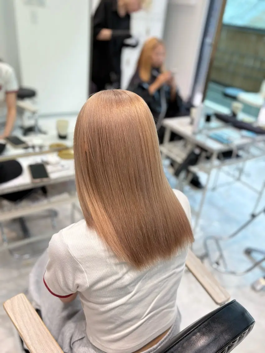 ロング カラー ヘアカラー トリートメント ヘアセット 色落ち綺麗🩰ハイ トーン🎀RINKAのヘアスタイル