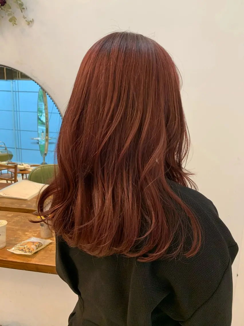 ロング カラー 橋田 恵美のヘアスタイル