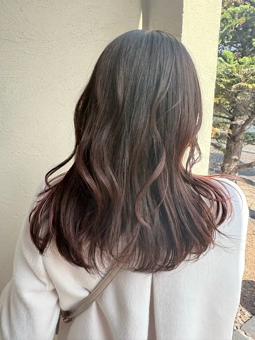 セミロング カラー カット ヘアカラー Flat /rina🧸のヘアスタイル