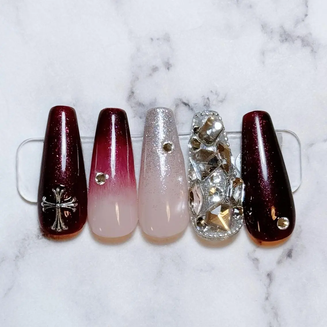 ネイル 🍭Yun nail hyejin🌸のネイルデザイン