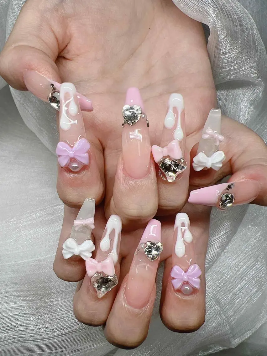 ネイル 長さ出し グラデーション 卒業式 キラキラネイル マグネットネイル ハンドネイル Lee Nailsのネイルデザイン