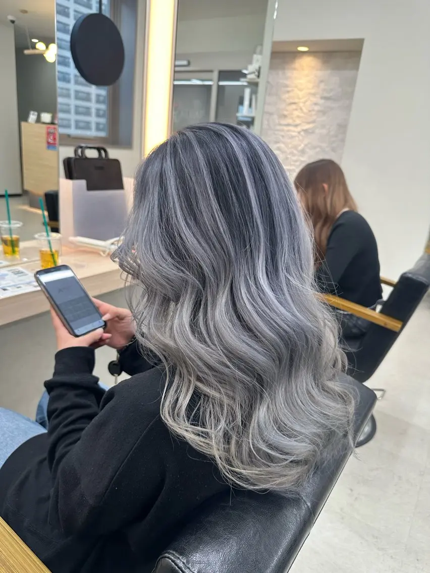 セミロング カラー カット ヘアカラー トリートメント 𝐑𝐲𝐮𝐤𝐢 【店長】ALEAPのヘアスタイル
