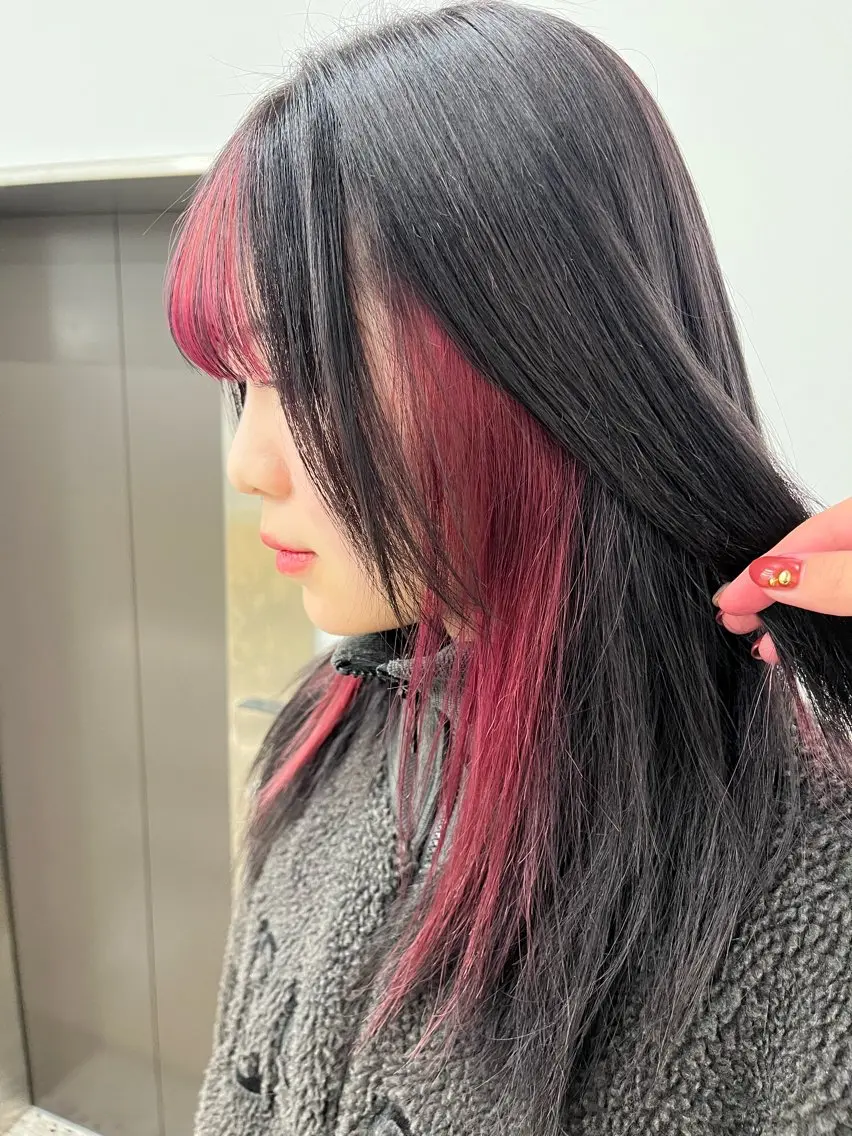 ちょい見せおしゃれ💃インナーカラー(ブリーチ🙆♀️)+フルカラー✧の写真
