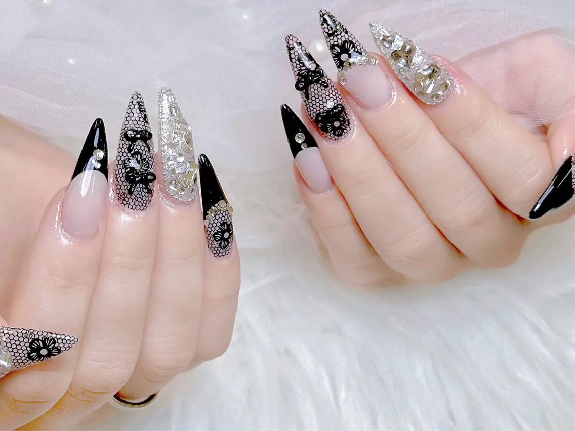 ネイル チークネイル 長さ出し フラッシュネイル フレンチネイル グラデーション ハンドネイル AN NAIL 高田馬場のネイルデザイン