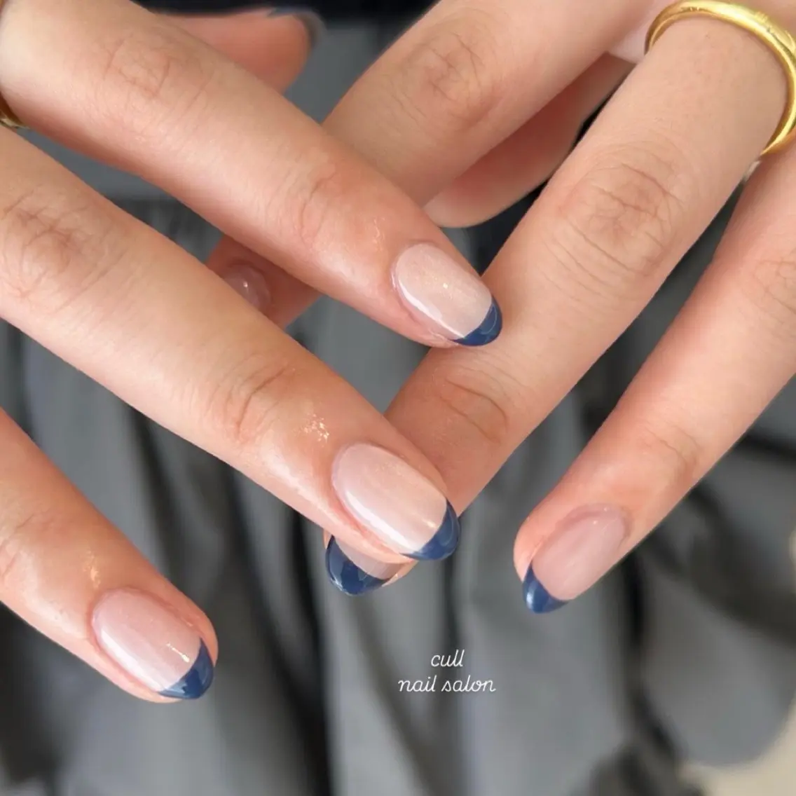 ネイル フレンチネイル ネイビー minori 🌿のネイルデザイン