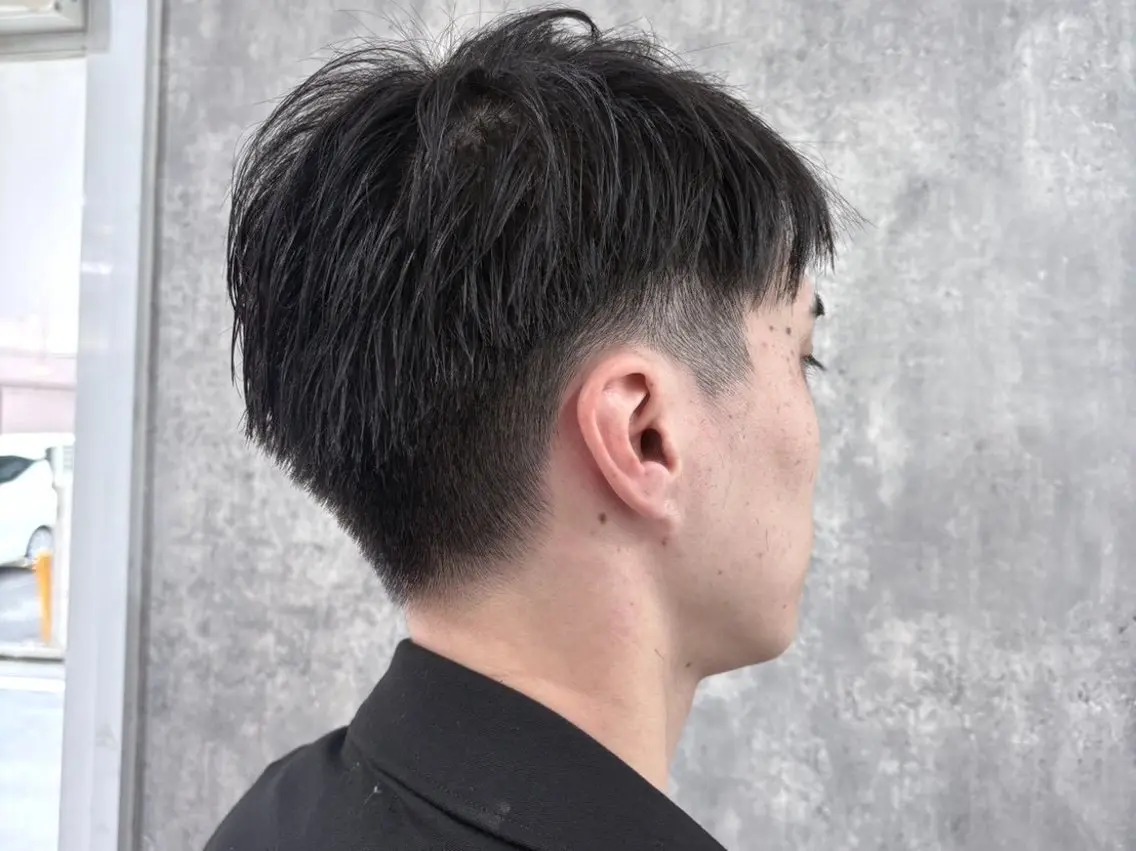 メンズ 透明感カラー 髪質 改善 Wカラー原心愛のヘアスタイル