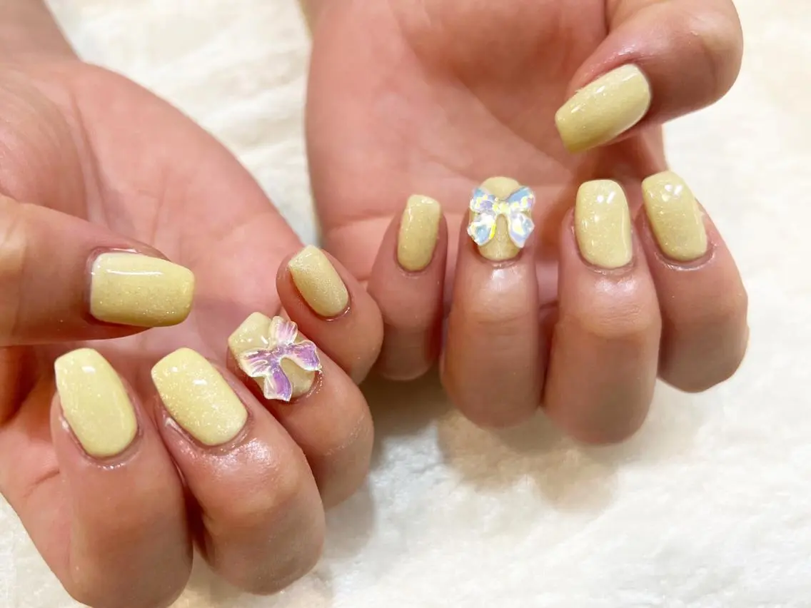 ネイル リボン nailist yuiのネイルデザイン