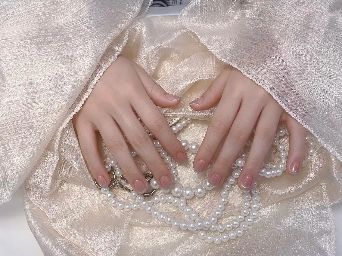 ネイル フレンチネイル マグネットネイル マグネットフレンチ 🩵Minmin nail salonのネイルデザイン
