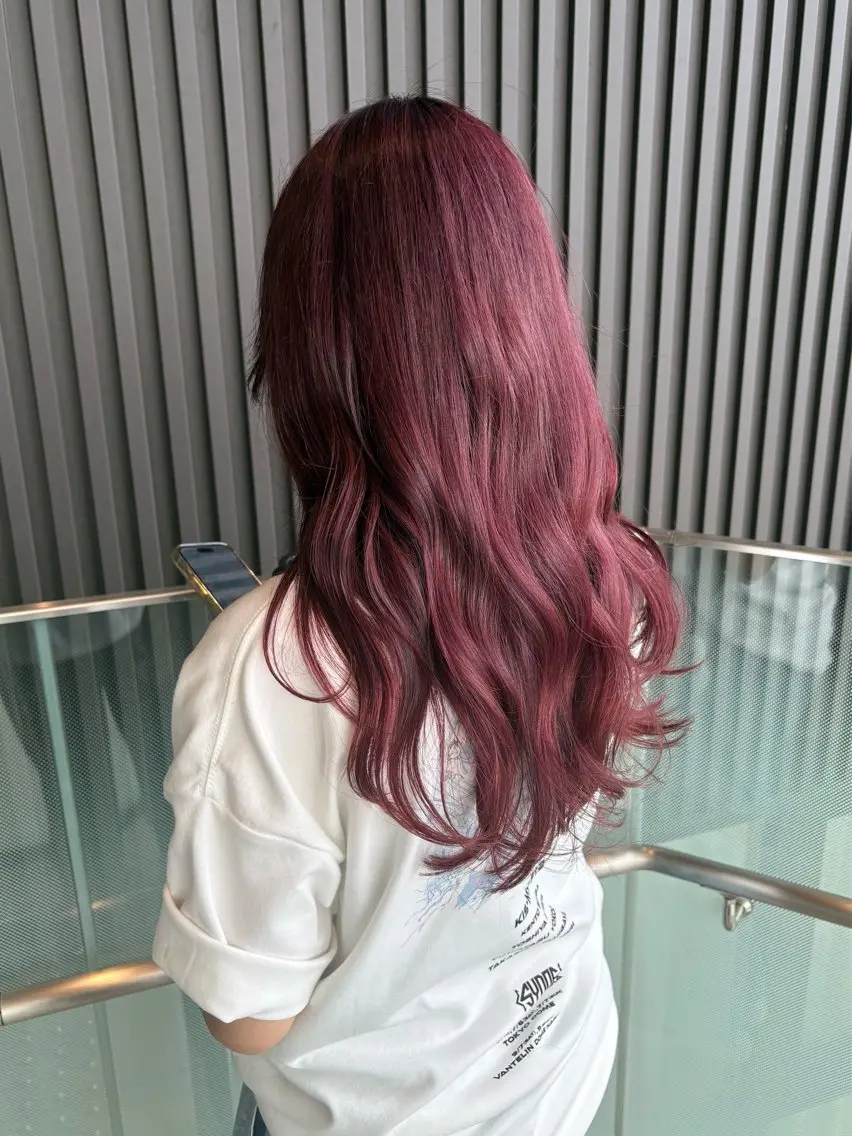 ロング カラー 間部 美羽のヘアスタイル