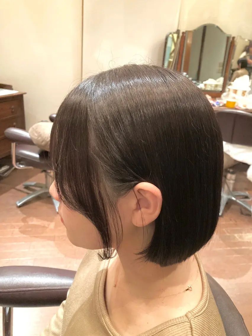ミディアム カラー ブリーチカラー🤍 ききのヘアスタイル