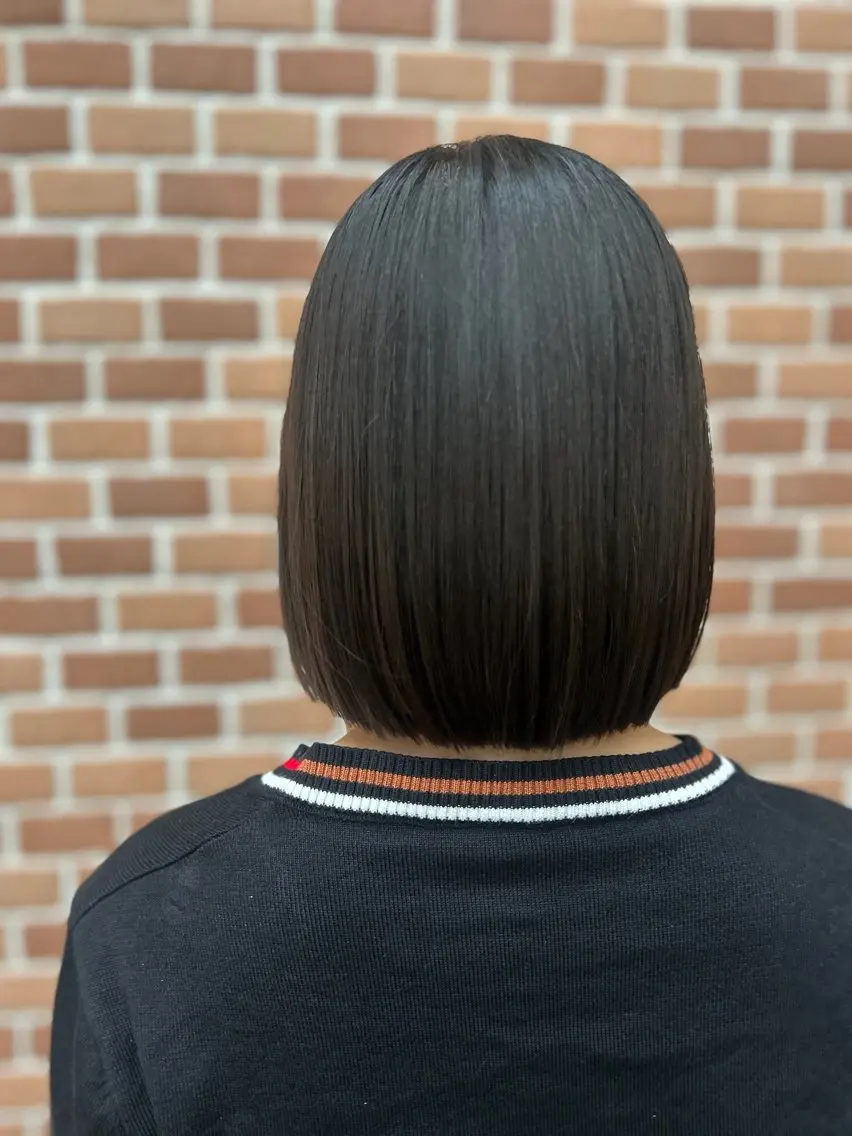 ミディアム ボブ カット 高良 日奈子のヘアスタイル