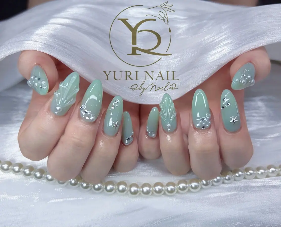 ネイル チークネイル フットネイル フレンチネイル グラデーション キラキラネイル ハンドネイル フットネイル ハンドケア YURI Nail Funabashiのネイルデザイン