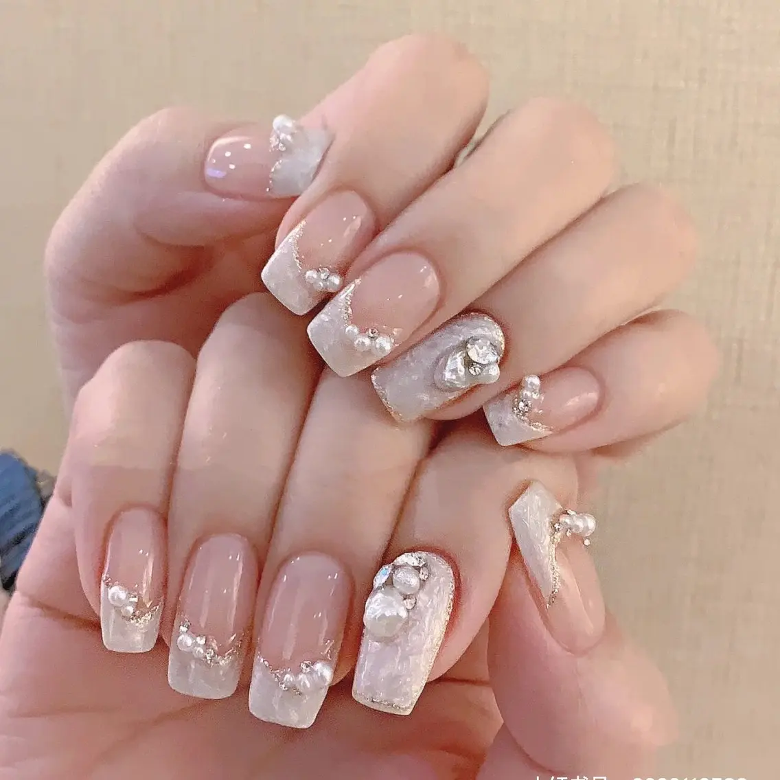 ネイル ジェルネイル ハート 韓国ネイル ニュアンスネイル パラジェル More Glam 高田馬場店のネイルデザイン