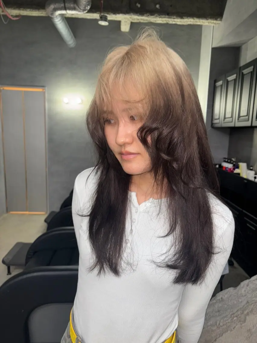 セミロング カラー ヘアカラー デザインカラー /rioのヘアスタイル