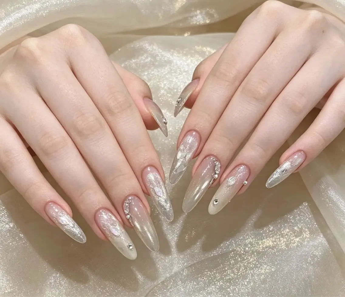ネイル ハンドネイル Luvia Ginzaのネイルデザイン