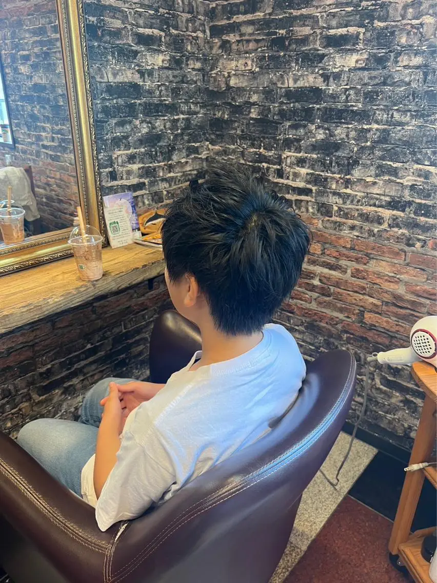 キッズカット(小学校6年生まで) [シャンプー・ブロー込み]の写真