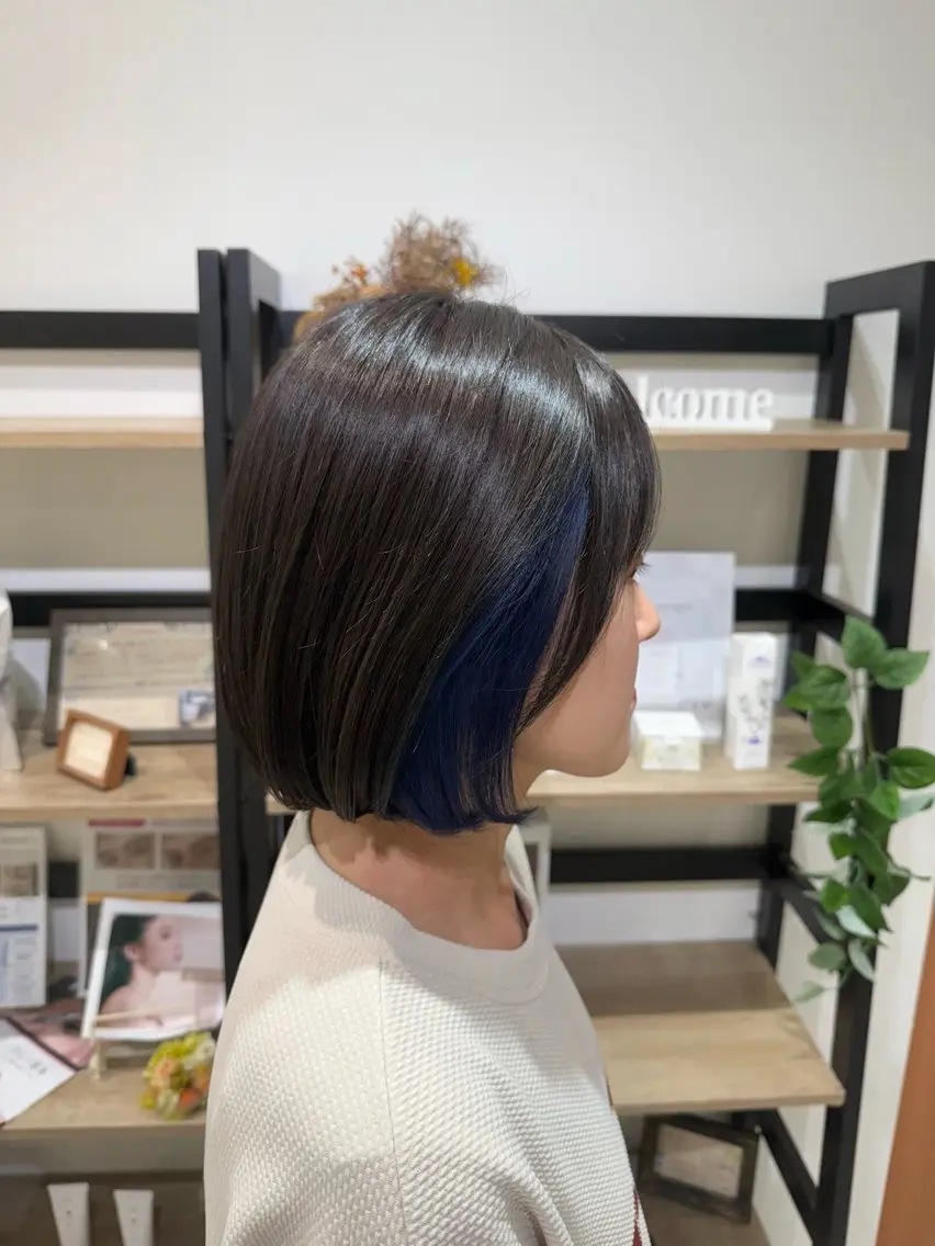 カラー 島 歩那のヘアスタイル