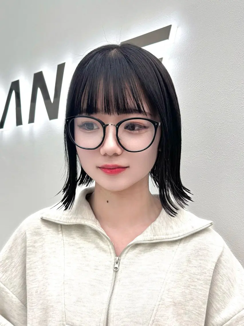 ショート カラー ヘアアレンジ カット 縮毛矯正 トリートメント ヘアセット 縮毛矯正🤍 ボブ/ HIKARIのヘアスタイル