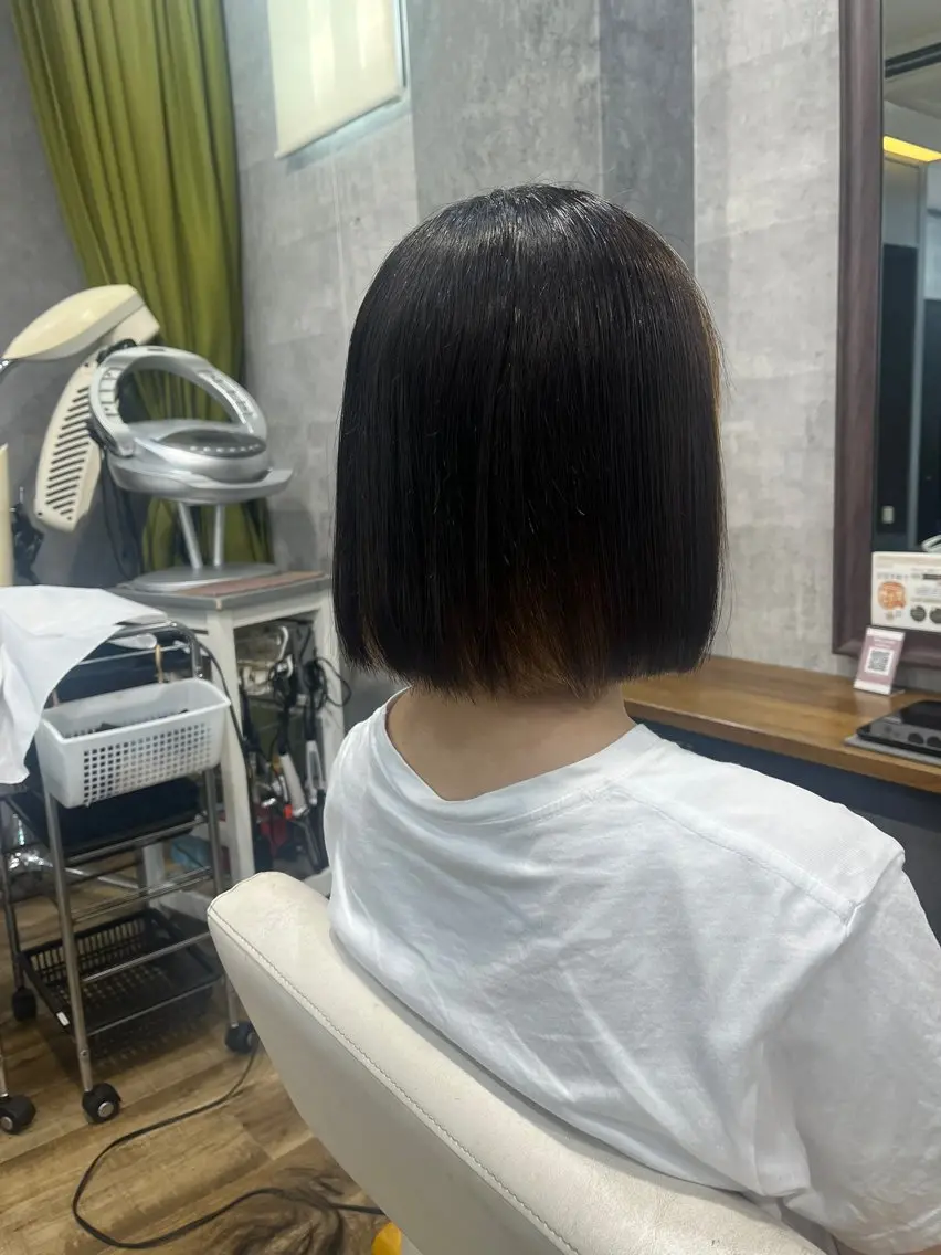 ショート カラー カット ヘアカラー 紫音 cutwells郡山のヘアスタイル