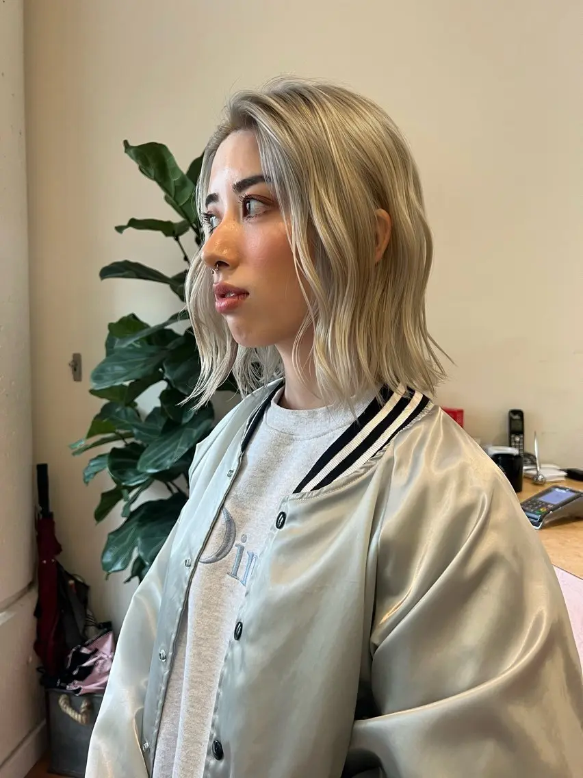 ショート Hayashi Maiのヘアスタイル