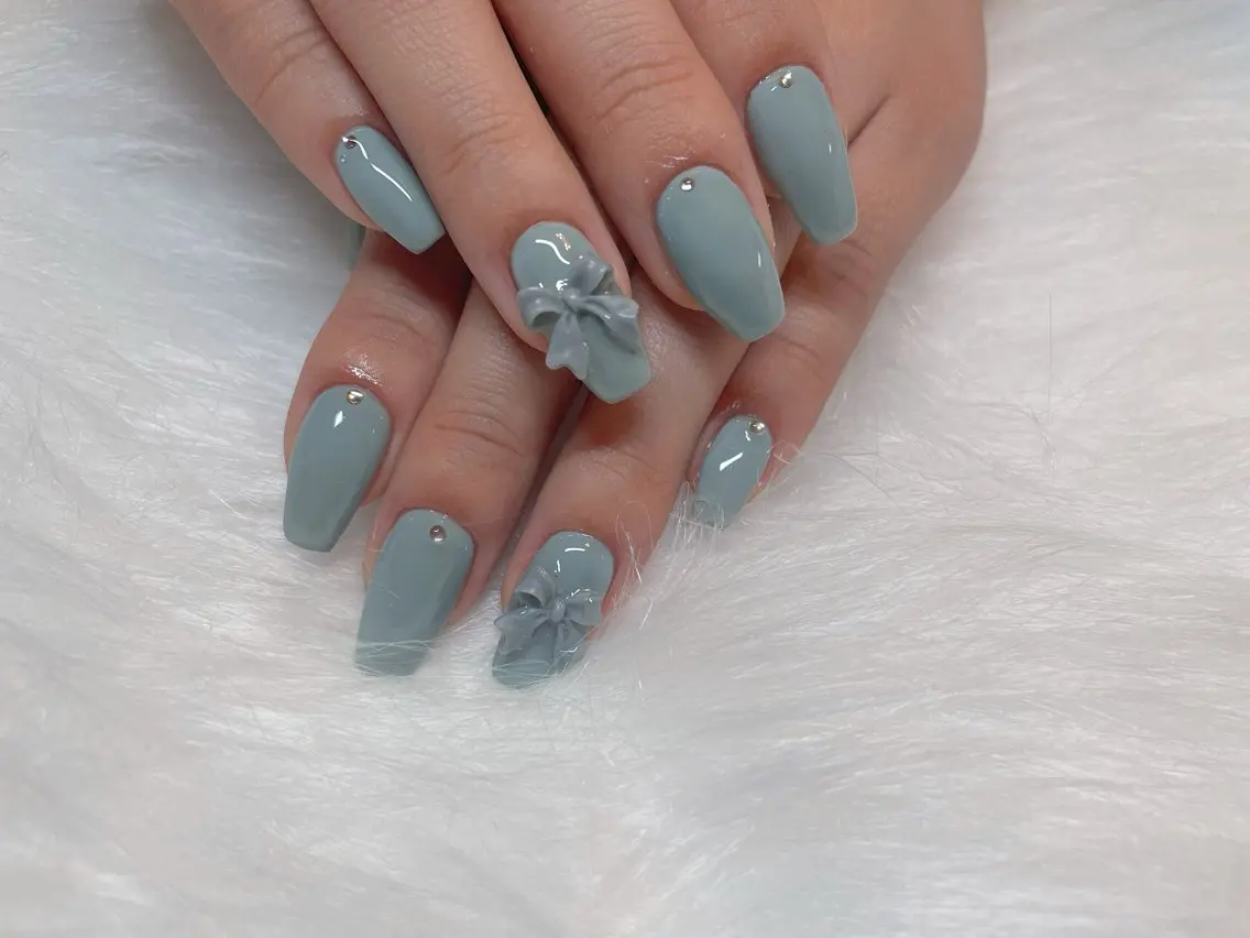 ネイル ストーンネイル ハンドネイル エン Nail salonのネイルデザイン