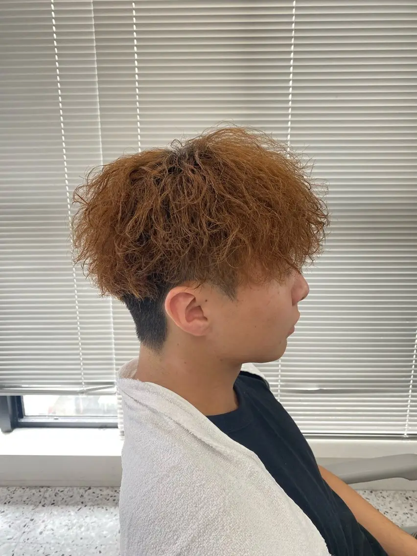 ショート カラー パーマ メンズ特化/ツイスパ /波巻き/松本真生のヘアスタイル