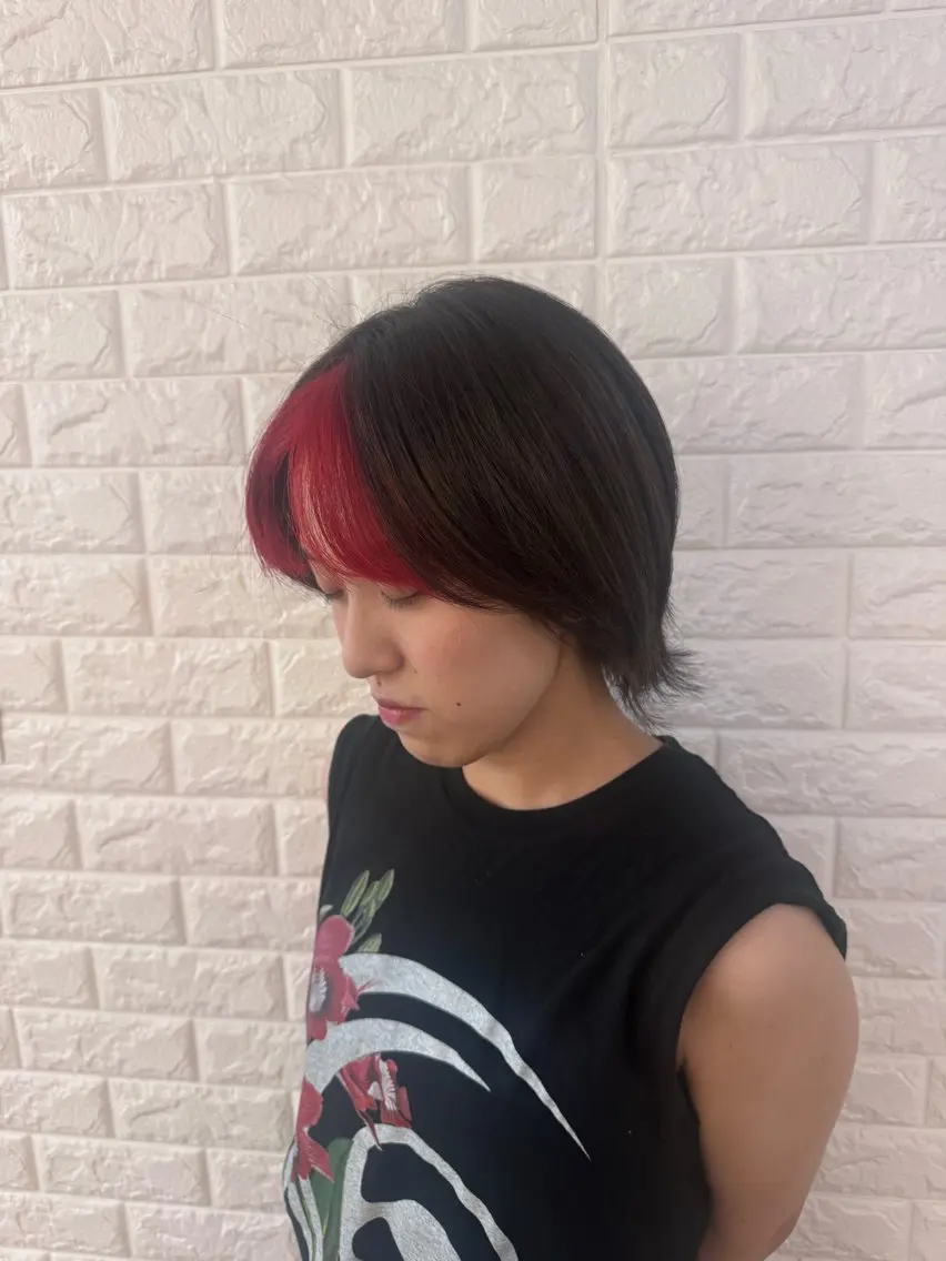 ショート ヘアカラー 森 千明のヘアスタイル