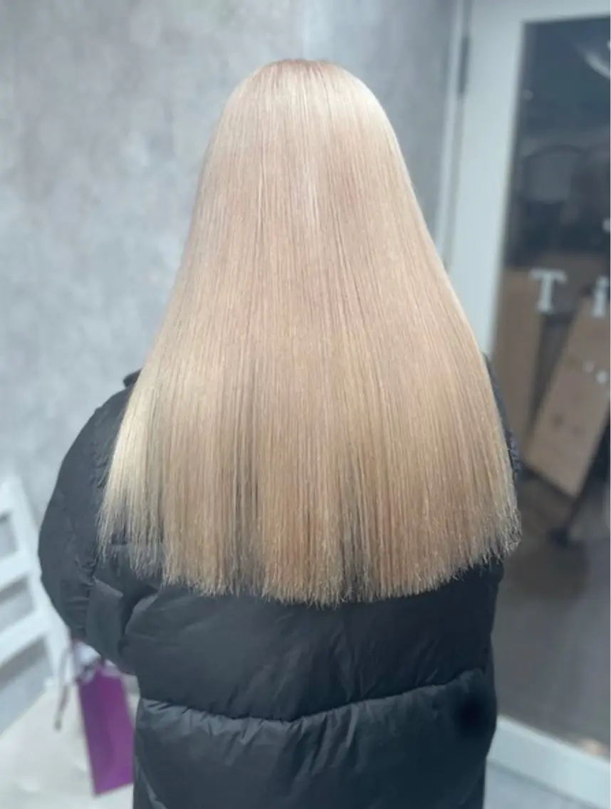 ロング カラー ベージュカラー ブリーチ ケアブリーチ ピンクカラー ピンクベージュ ヘアカラー 🌈【🎀ヘアデザイ ナー🎀】✨ノン✨のヘアスタイル