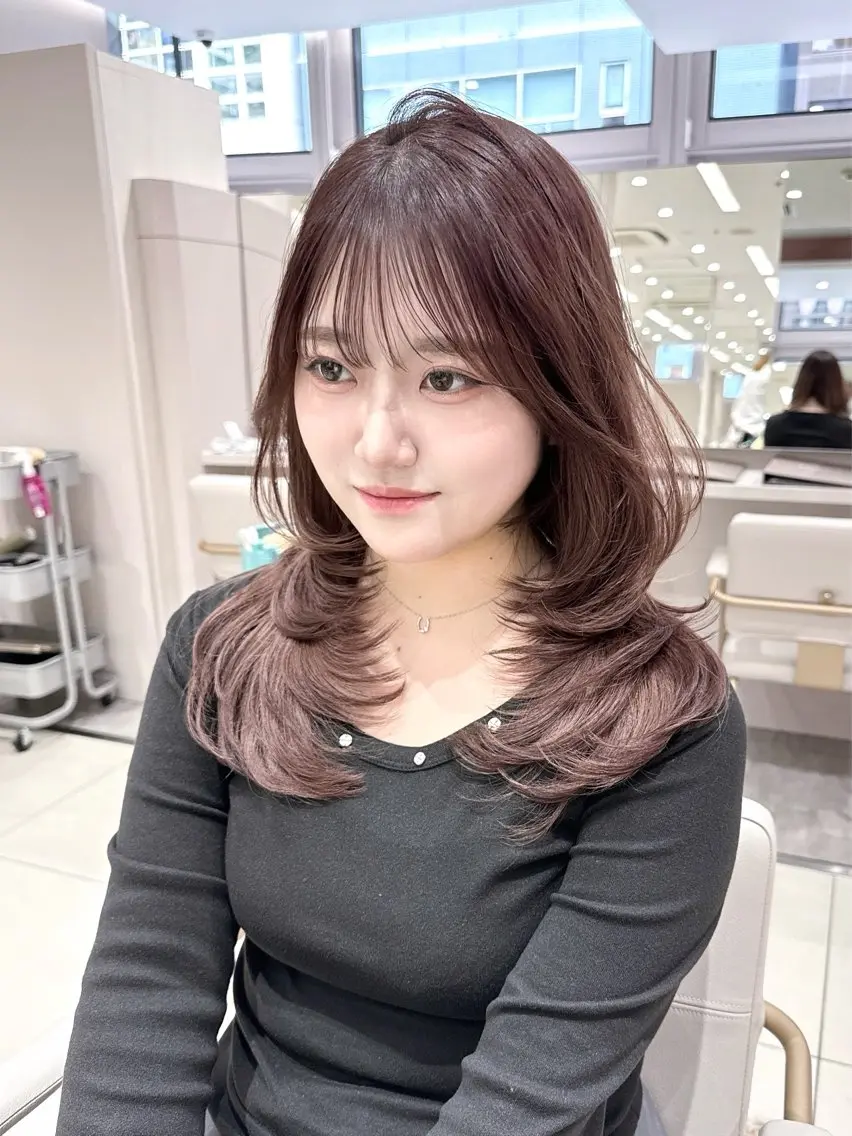ミディアム カラー カット ヘアカラー トリートメント ヘッドスパ ヘアセット 韓国ヘア/レイヤー/ 顔まわり/りょーとのヘアスタイル