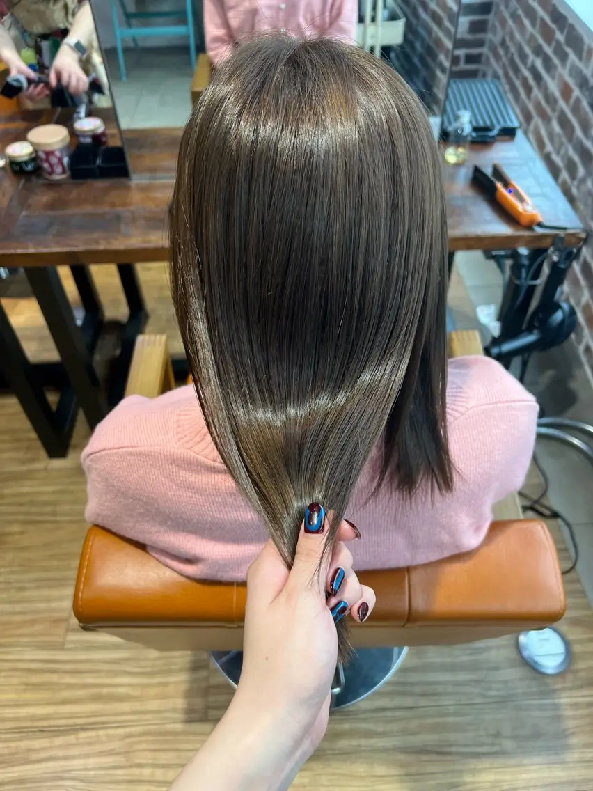 セミロング カット ヘアカラー ♥️ボブ/ブリーチ なしカラー/mahoのヘアスタイル